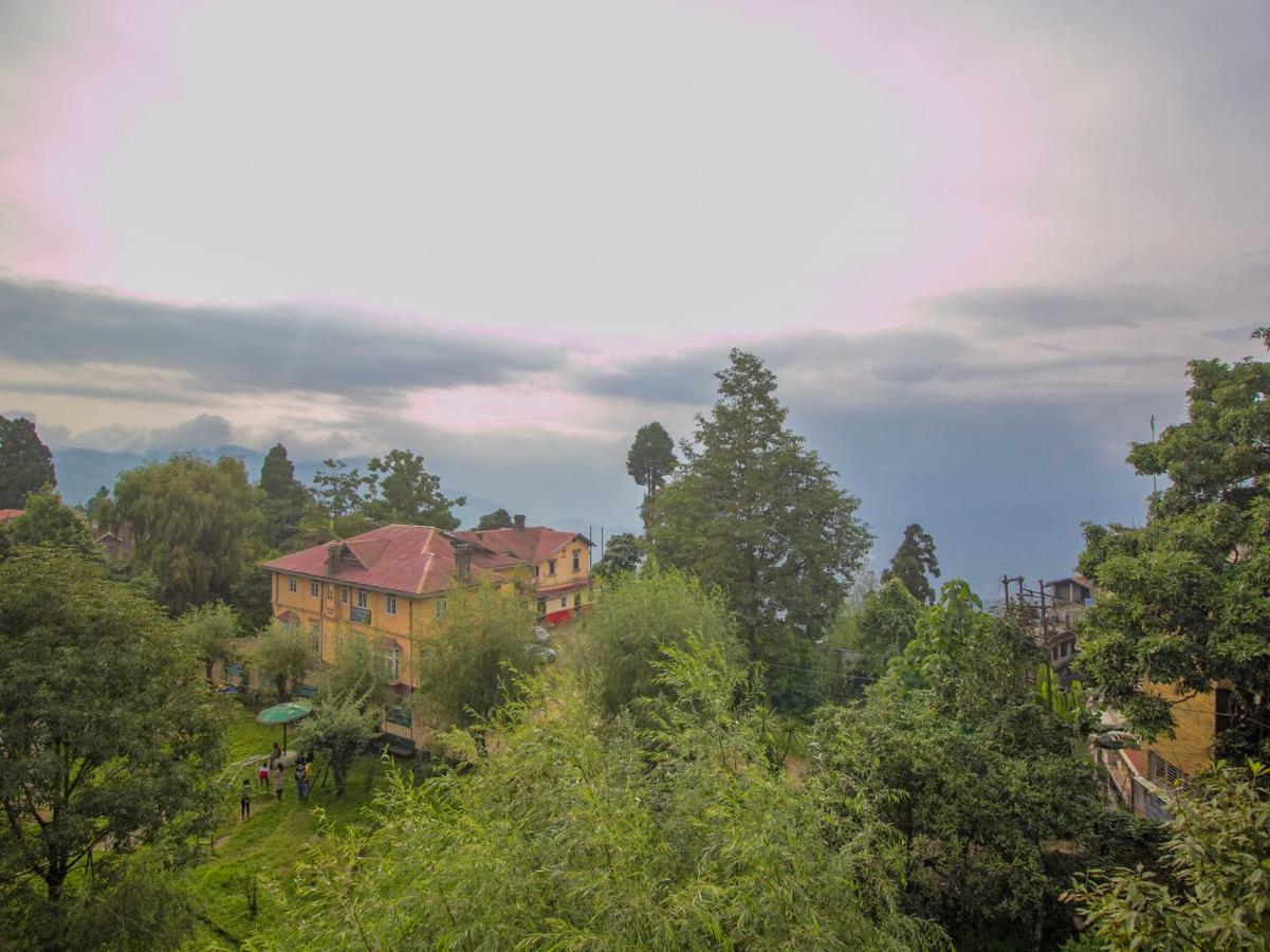 Oyo 19941 Hotel Blue Diamond Darjeeling  Exterior foto